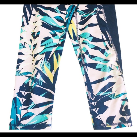 OLD NAVY Palm Floral Leggings With Elastic Waist Pink Girls Size 8Y - Picture 6 of 9